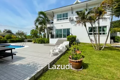 Luxurious 5-Bedroom Villa in Hua Hin View - For Rent