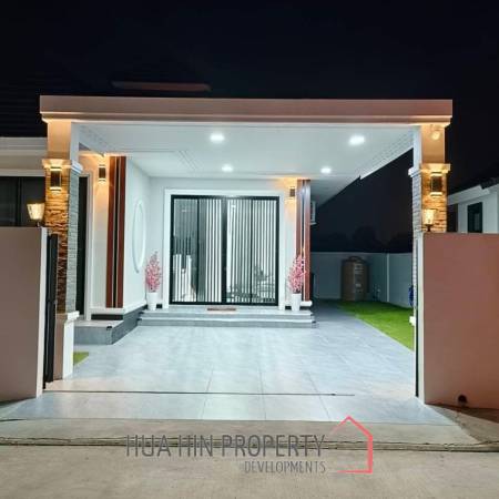 THE ZENT: Modern 3 Bed 2 Bath Villa