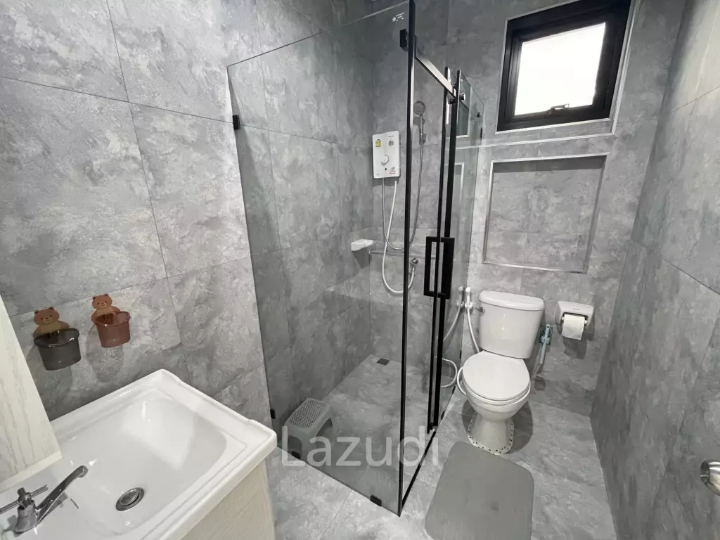 THE ZENT: Modern 3 Bed 2 Bath Villa