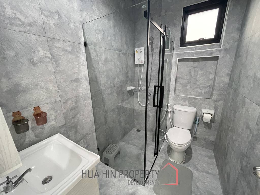 THE ZENT: Modern 3 Bed 2 Bath Villa
