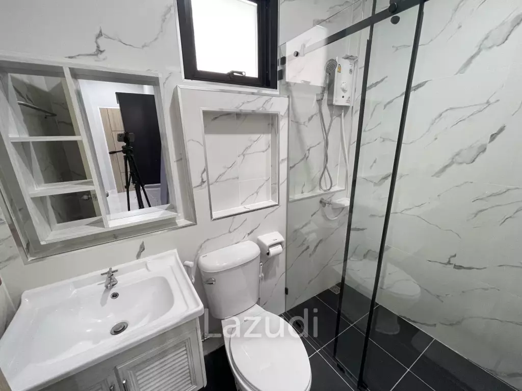 THE ZENT: Modern 3 Bed 2 Bath Villa