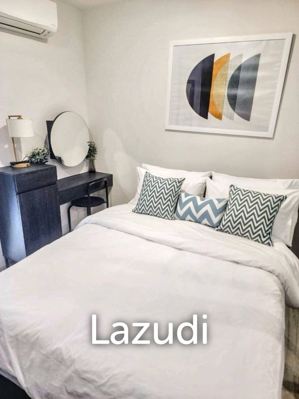 1 Bedroom 1 Bathroom 30 SQ.M XT Huaykwang