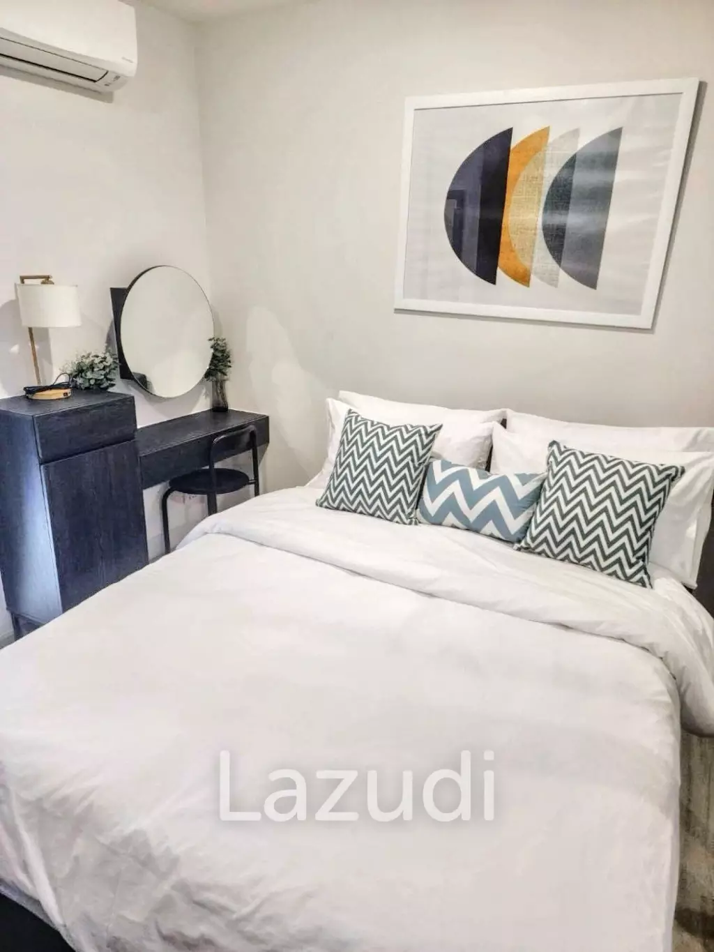 1 Bedroom 1 Bathroom 30 SQ.M XT Huaykwang