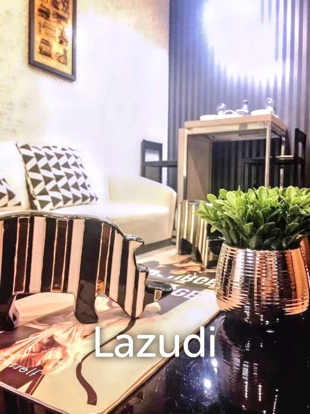1 Bedroom 1 Bathroom 30 SQ.M M Thonglor 10
