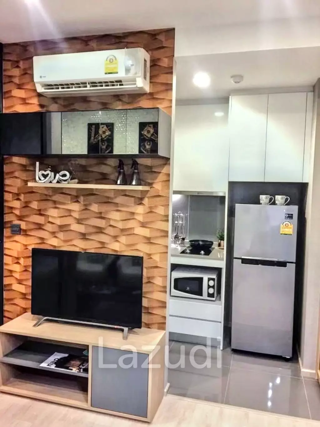 1 Bedroom 1 Bathroom 30 SQ.M M Thonglor 10