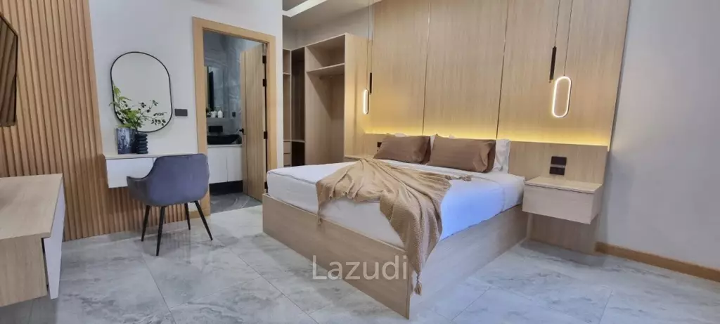 3 Bedrooms 4 Bathrooms 230 SQ.M. Pacific Lake