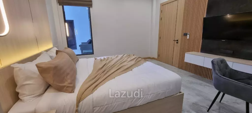3 Bedrooms 4 Bathrooms 230 SQ.M. Pacific Lake