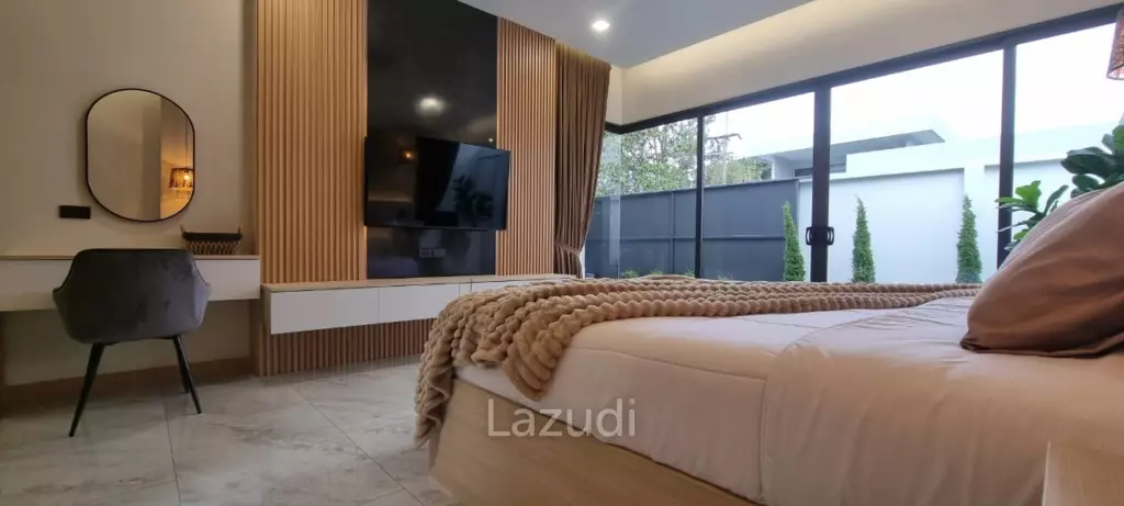 3 Bedrooms 4 Bathrooms 230 SQ.M. Pacific Lake