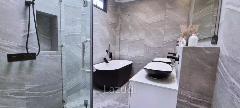 3 Bedrooms 4 Bathrooms 230 SQ.M. Pacific Lake