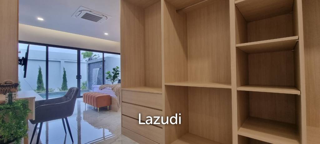 3 Bedrooms 4 Bathrooms 230 SQ.M. Pacific Lake