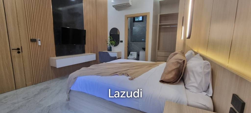 3 Bedrooms 4 Bathrooms 230 SQ.M. Pacific Lake