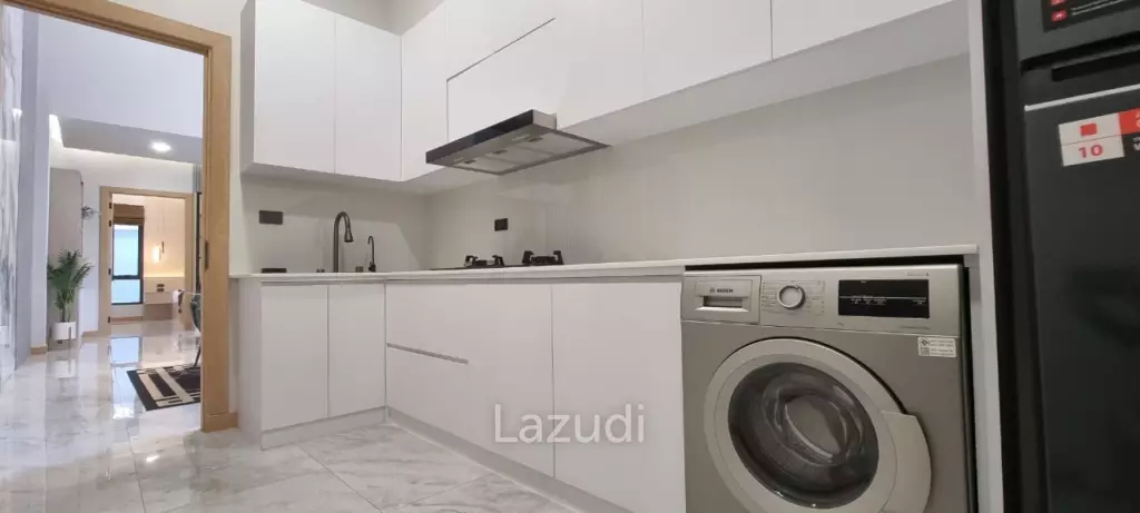 3 Bedrooms 4 Bathrooms 230 SQ.M. Pacific Lake