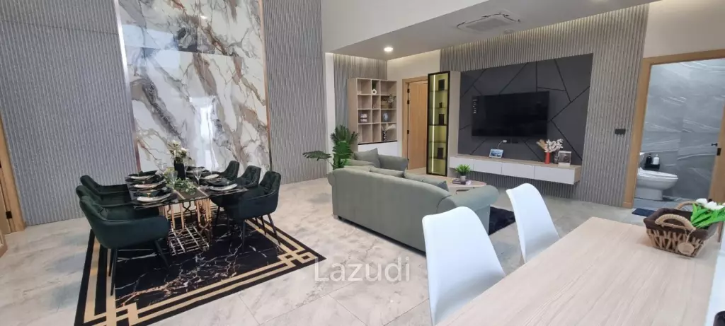 3 Bedrooms 4 Bathrooms 230 SQ.M. Pacific Lake