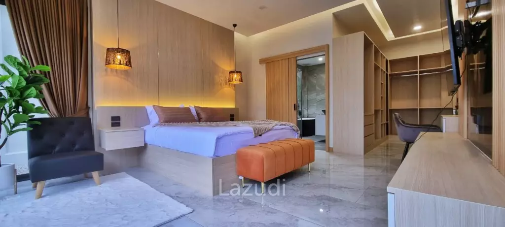 3 Bedrooms 4 Bathrooms 230 SQ.M. Pacific Lake