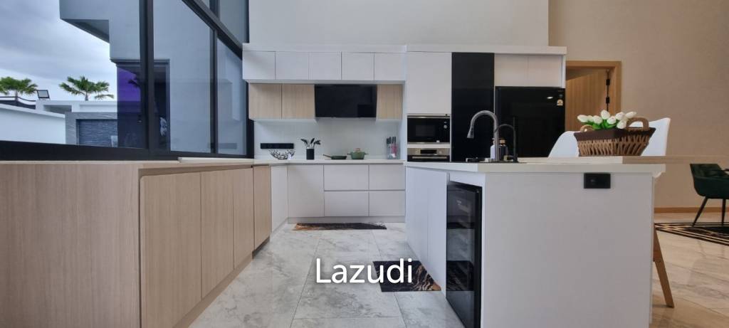 3 Bedrooms 4 Bathrooms 230 SQ.M. Pacific Lake