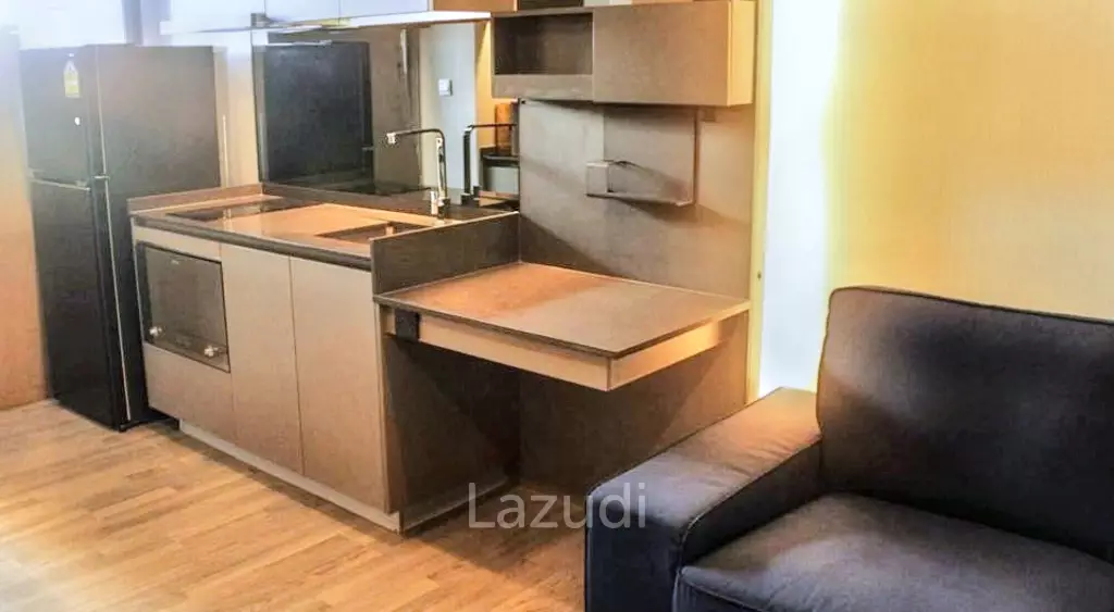 1 Bed 1 Bath 34 SQ.M The Room Sukhumvit 69