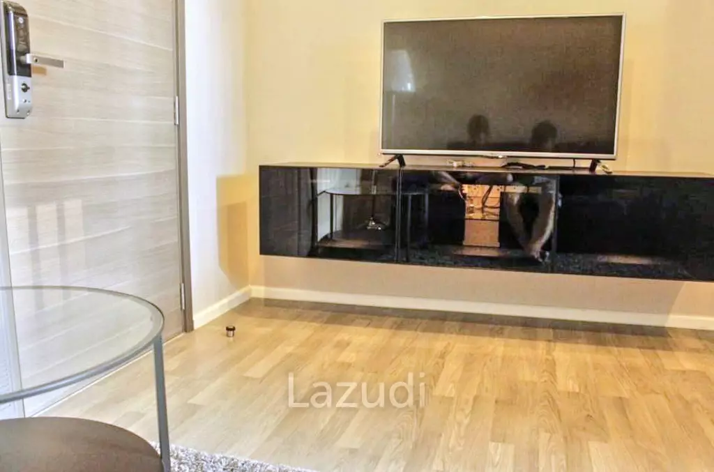 1 Bed 1 Bath 34 SQ.M The Room Sukhumvit 69