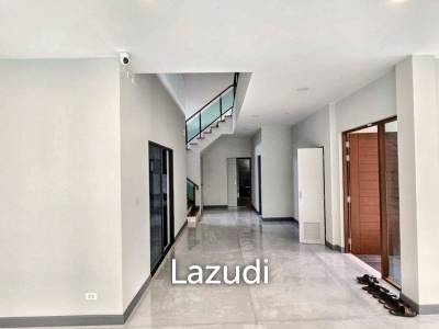 5 Bedrooms 6 Bathrooms 414 SQ.M The City Bangna