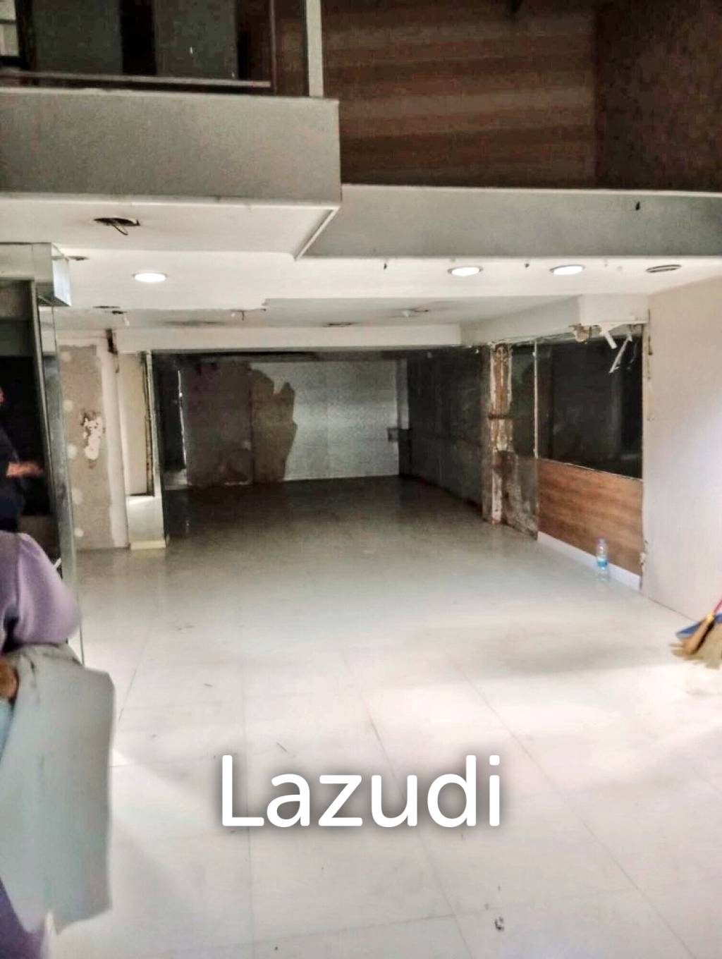 Retail Property in Bang Chak Bangkok