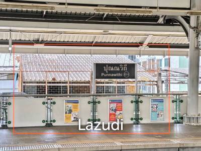 Retail Property in Bang Chak Bangkok