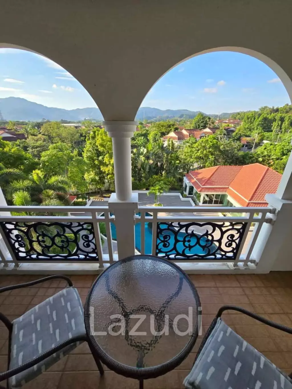 Spacious  2-Bedroom Condo with Scenic Views in Kathu