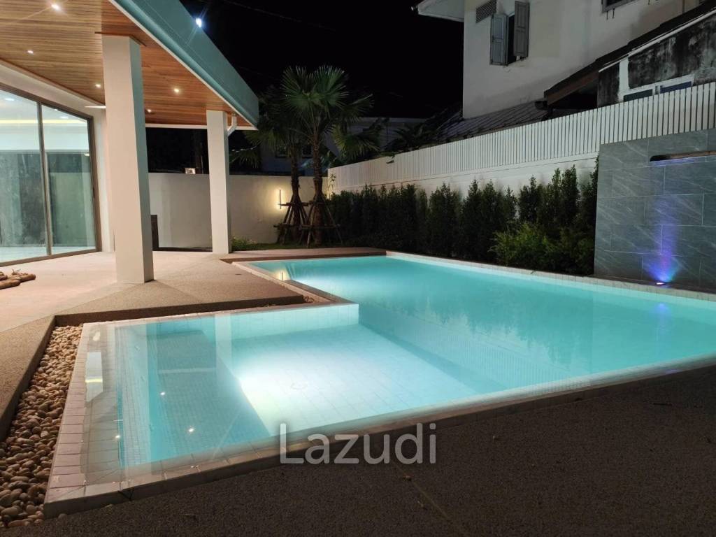 Spacious 2-Story Pool Villa In Chalong