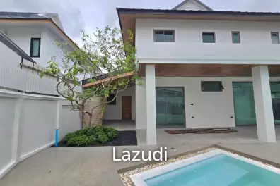 Spacious 2-Story Pool Villa In Chalong