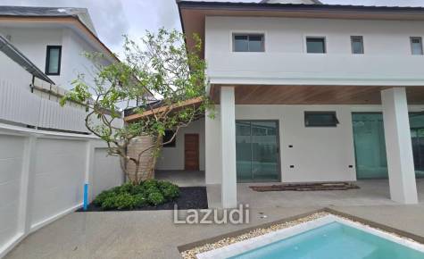 Spacious 2-Story Pool Villa In Chalong