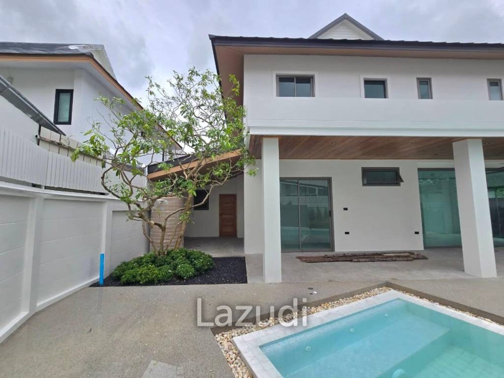 Spacious 2-Story Pool Villa In Chalong