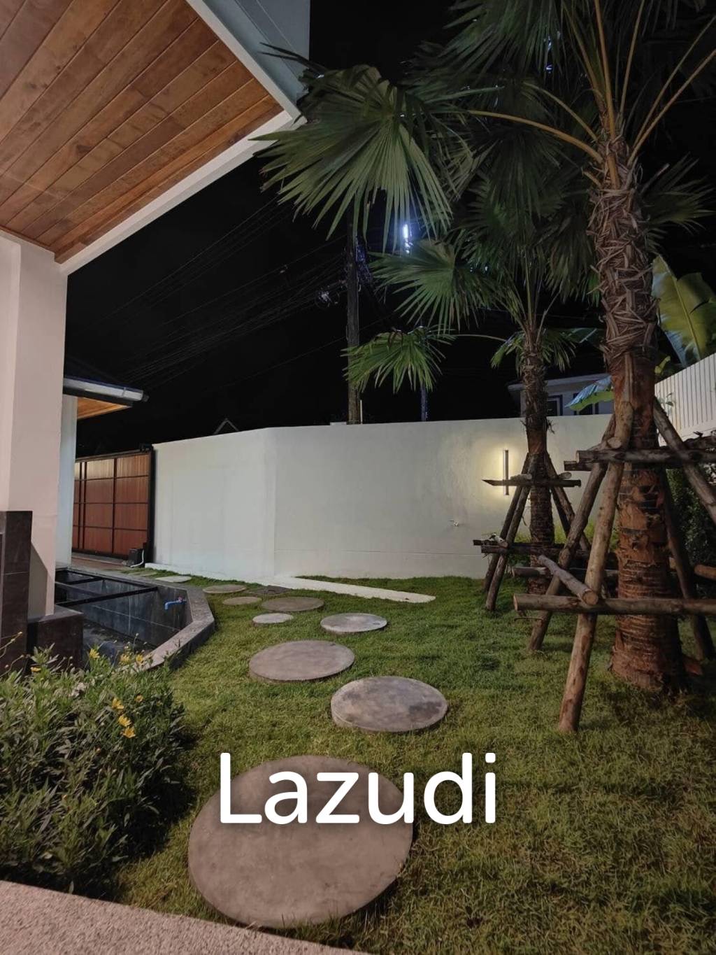 Spacious 2-Story Pool Villa In Chalong
