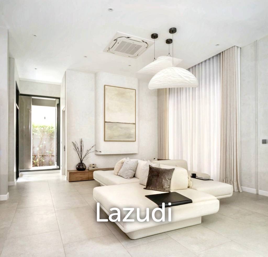 5 Bed 7 Bath 698 SQ.M Bugaan Pattanakarn