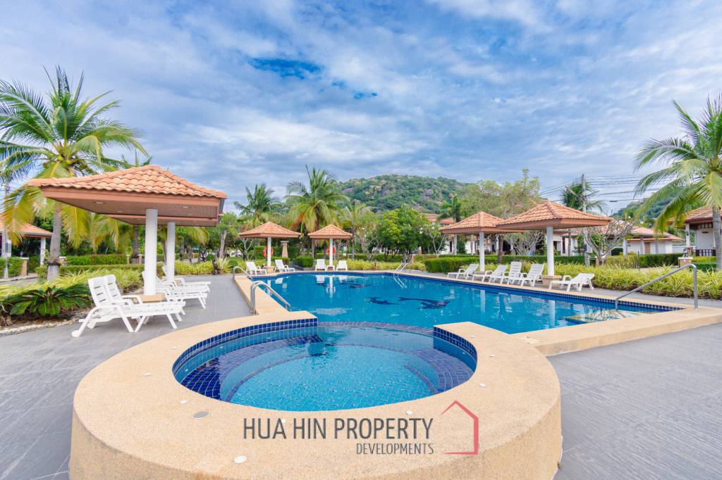 Large 1 bedroom villa in luxury resort