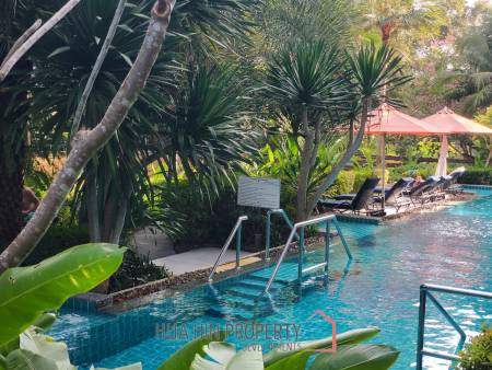 Condo in Luxury retirement residence with medical services