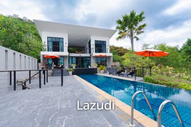 Luxurious 2 Storey 3 Bed Pool villa with Stunning Sea and Mountain view
