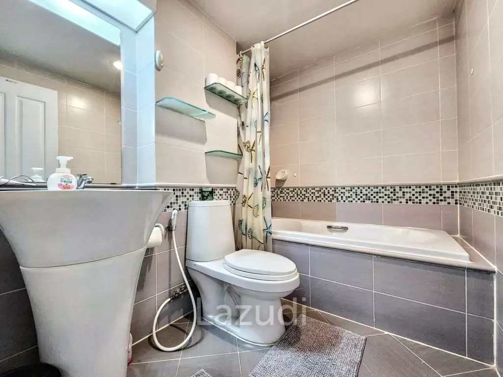 1 Bed 1 Bath 50 SQ.M The Waterford Sukhumvit 50