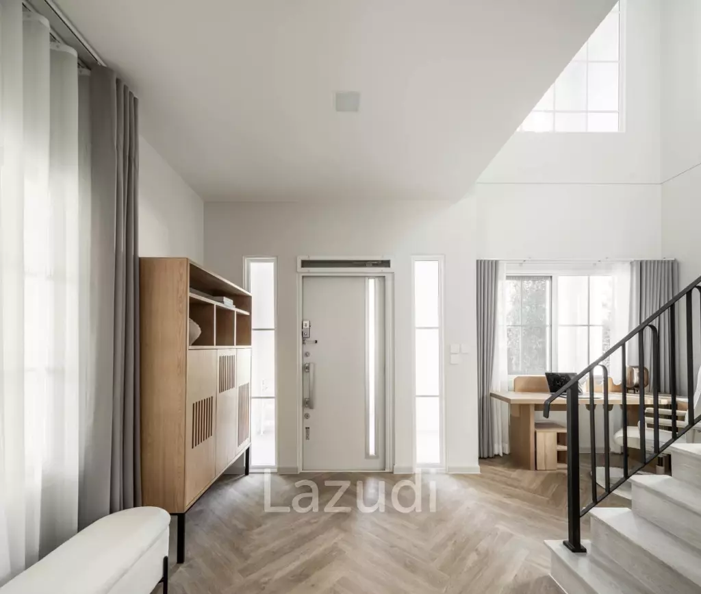 4 Bed 5 Bath 336 SQ.M Villaggio 3 Srinakarin-Bangna