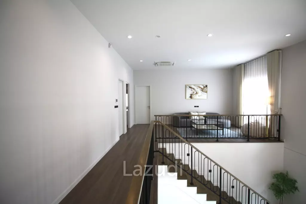 5 Bed 6 Bath 377 SQ.M SETTHASIRI Bangna KM.10