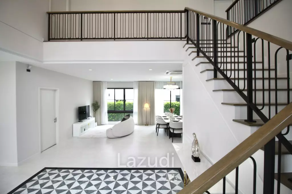 5 Bed 6 Bath 377 SQ.M SETTHASIRI Bangna KM.10