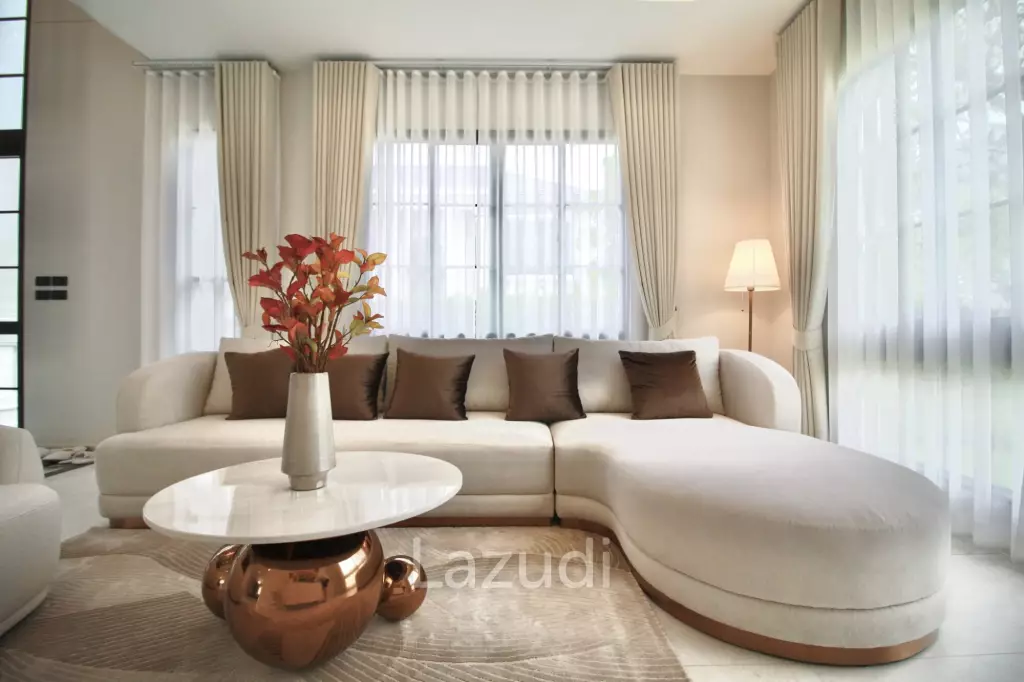 5 Bed 6 Bath 377 SQ.M SETTHASIRI Bangna KM.10