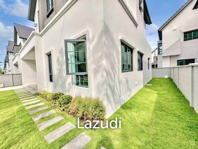 4 Bedroom 4 Bathroom 230 SQ.M Centro Bangna