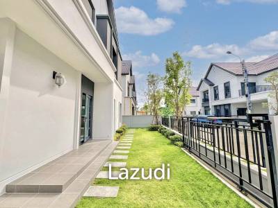 4 Bedroom 4 Bathroom 230 SQ.M Centro Bangna