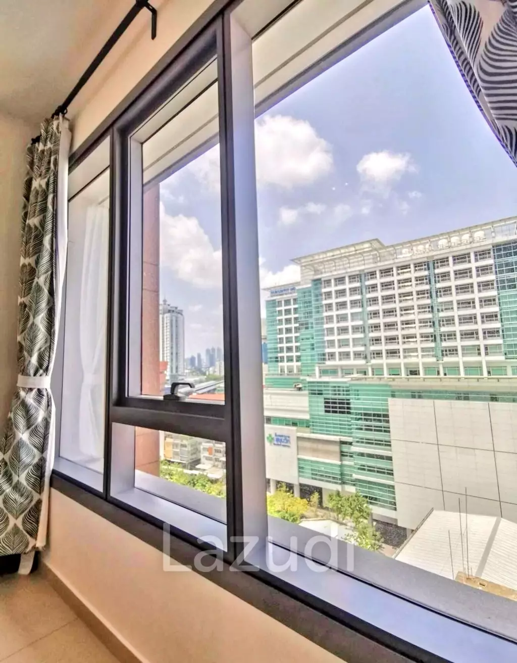 1 Bedroom 1 Bathroom 35 SQ.M The Lofts Ekkamai