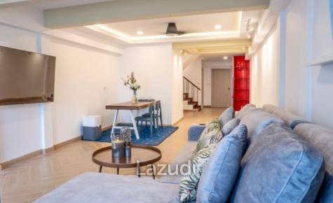 3 Bed 2 Bath 160 SQ.M Khlong Tan Niwet Village