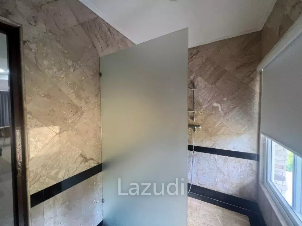 SOI 88 : Large 2 storey 4 bed pool villa close to town and beaches