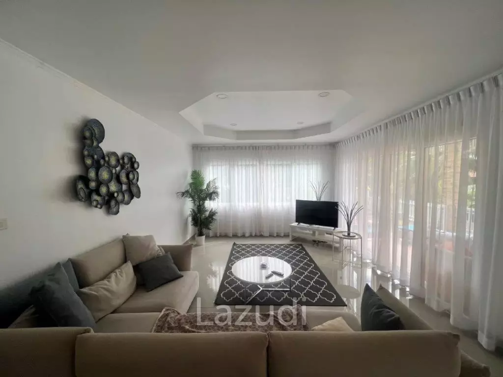 SOI 88 : Large 2 storey 4 bed pool villa close to town and beaches