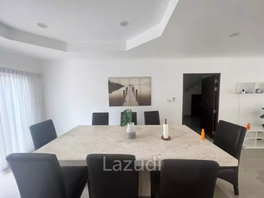 SOI 88 : Large 2 storey 4 bed pool villa close to town and beaches