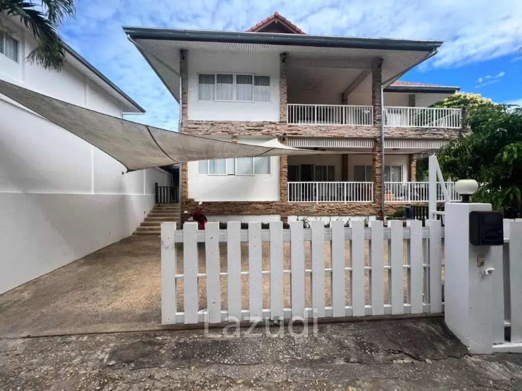 SOI 88 : Large 2 storey 4 bed pool villa close to town and beaches