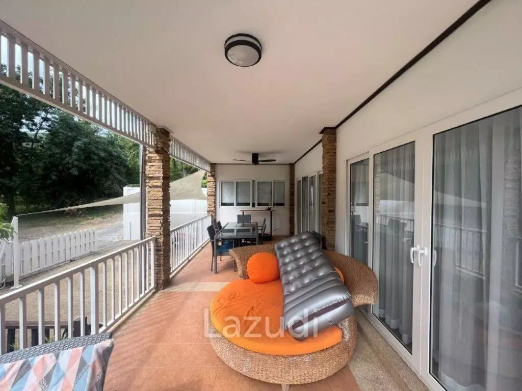 SOI 88 : Large 2 storey 4 bed pool villa close to town and beaches