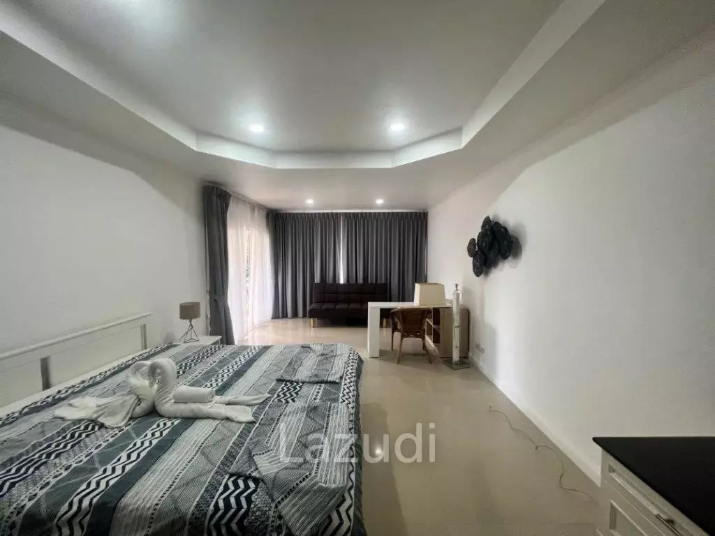 SOI 88 : Large 2 storey 4 bed pool villa close to town and beaches