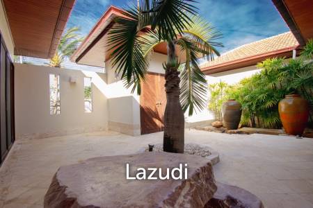 Beautiful 3/4 bed pool villa close to the beach